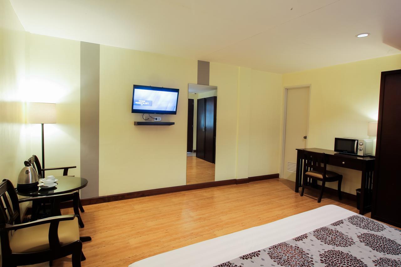Garden View Hotel Анхелес Экстерьер фото